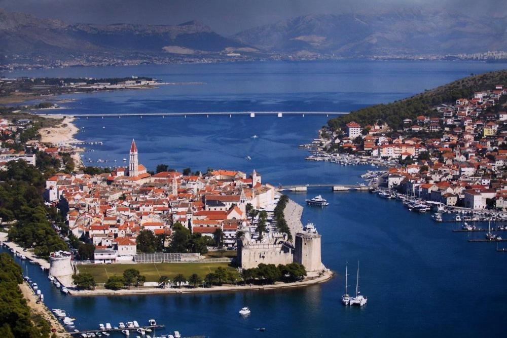 Maribela Apartments Trogir Exterior foto